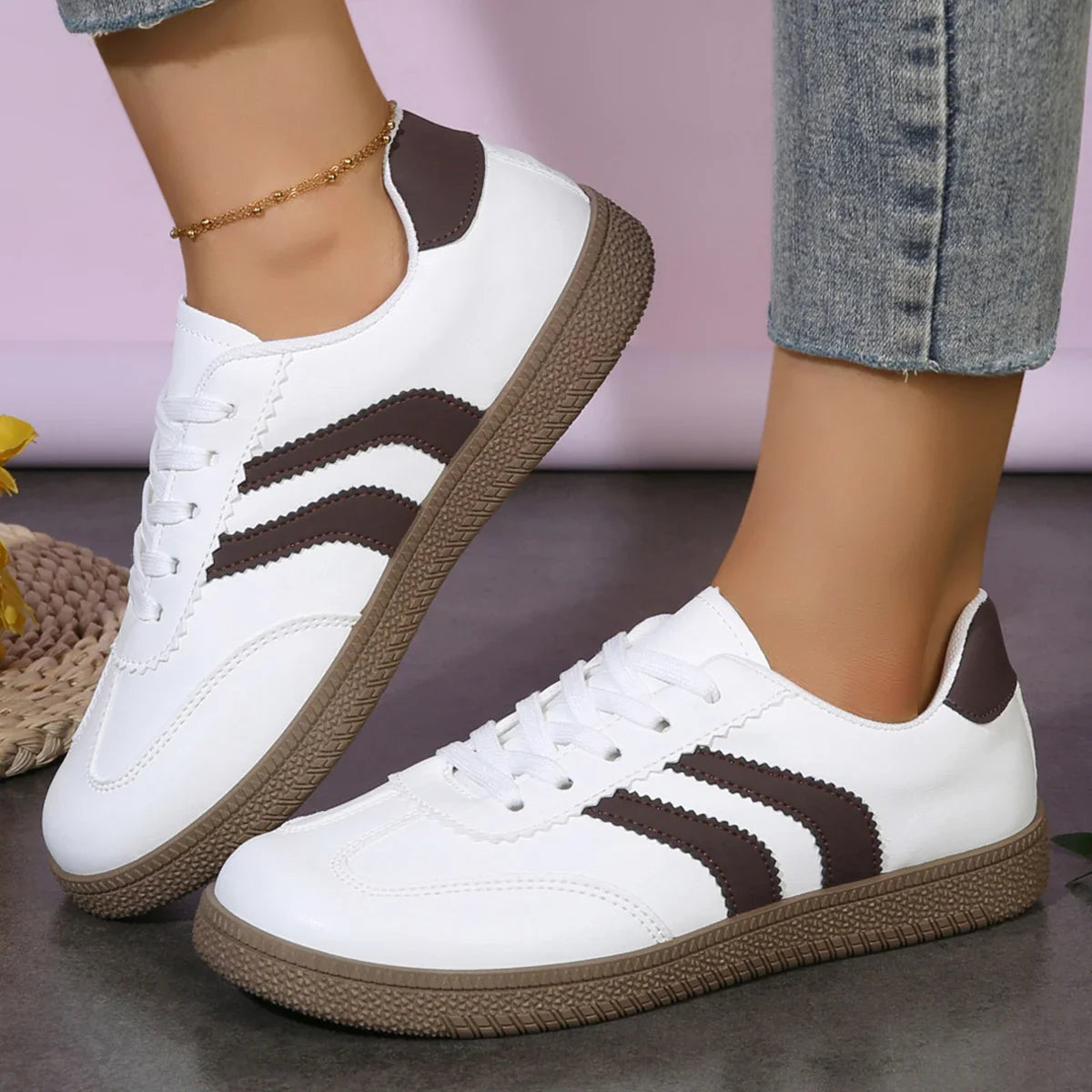 Nina™ | Fashionable Orthopedic Everyday Sneakers