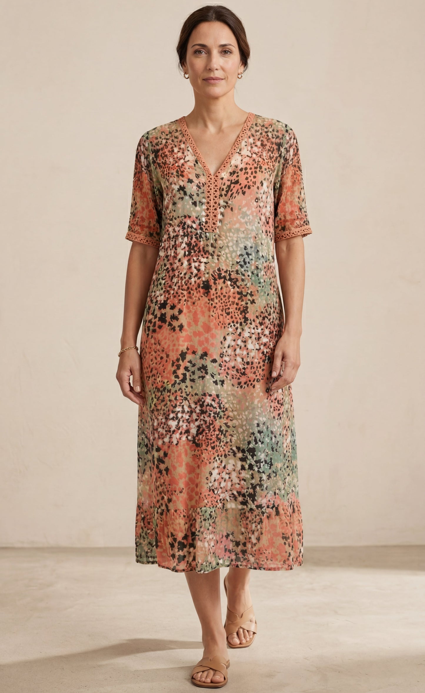 Lina | Lightweight Dress with V-Neck